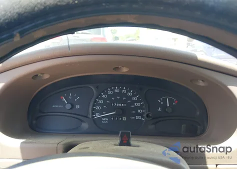 1998 Ford Escort Se from USA, damaged, VIN 3FAFP15PXWR197386